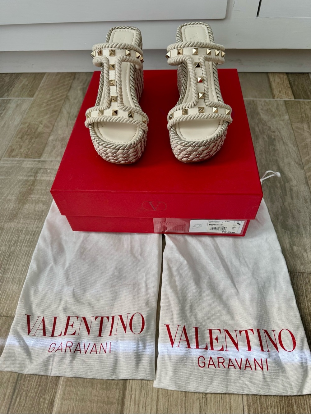 Valentino Garavani Ivory Rockstud Wedge Sandals - Picture 8 of 8